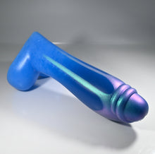 Load image into Gallery viewer, Q3MEA07 Aquus Medium 0050 UV GITD CS

