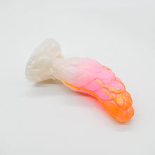 Load image into Gallery viewer, B3MKF05 Flora Medium 0050 UV GITD
