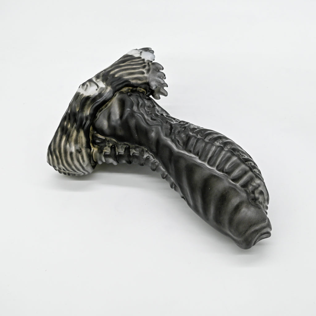 X4SKG22 Shin Large 0030 UV GITD GOBLIN HOLE