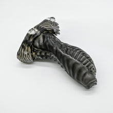 Load image into Gallery viewer, X3SKG22 Shin Large 0030 UV GITD GOBLIN HOLE
