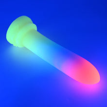 Load image into Gallery viewer, AoSKE00 Giant Dilator Oak 0030 UV GITD
