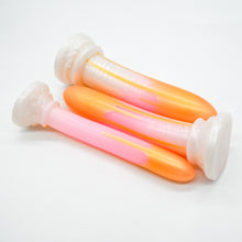 Load image into Gallery viewer, ACMKE97 Giant Dilator Set 0050 UV GITD
