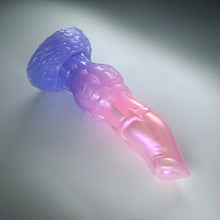 Load image into Gallery viewer, H2MJE01 Hellion Small 0050 UV GITD CS
