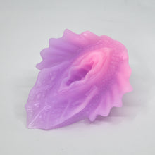 Load image into Gallery viewer, C2MGC54 Calypso Small 0050 UV GITD
