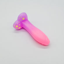 Load image into Gallery viewer, Q2SKH69 Aquus Small 0030 UV GITD
