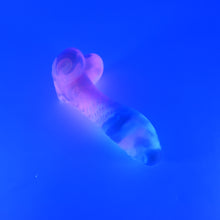 Load image into Gallery viewer, Q2SKH72 Aquus Small 0030 UV GITD
