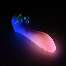 Load image into Gallery viewer, Q3SKH73 Aquus Medium 0030 UV GITD
