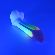 Load image into Gallery viewer, Q3SKH74 Aquus Medium 0030 UV GITD
