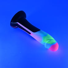 Load image into Gallery viewer, Z3MKJ17 Caelus Medium 0050 UV GITD
