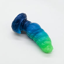 Load image into Gallery viewer, P2XJE28 Pluto Small 0020 UV GITD
