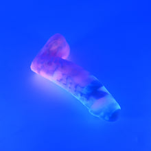 Load image into Gallery viewer, R2SKH79 Orion Small 0030 UV GITD
