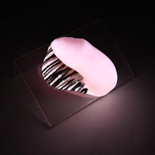 Load image into Gallery viewer, PUSJE38 Uncut Packer 0030 UV GITD
