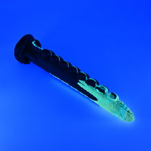 Load image into Gallery viewer, E3MHC42 Illex Medium 0050 UV GITD
