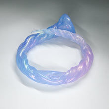 Load image into Gallery viewer, S4THD17 Sera's Horn Large NC 0031 UV CS *FLOP*
