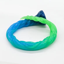 Load image into Gallery viewer, S4XJE58 Sera's Horn Large 0020 UV GITD
