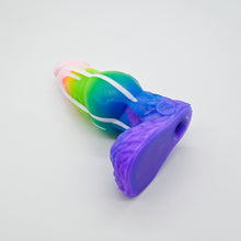 Load image into Gallery viewer, 54SKG76 Jacob Large 0030 UV GITD GOBLIN HOLE
