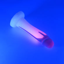 Load image into Gallery viewer, Z2MJG72 Caelus Small 0050 UV GITD

