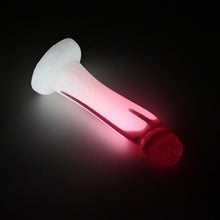 Load image into Gallery viewer, Z2MJG72 Caelus Small 0050 UV GITD
