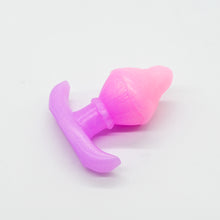 Load image into Gallery viewer, F2SKH07 Cylo Plug Small 0030 UV GITD
