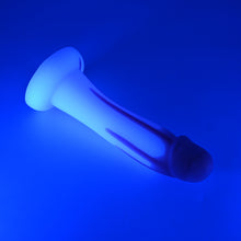 Load image into Gallery viewer, Z3SJG82 Caelus Medium 0030 UV GITD CS
