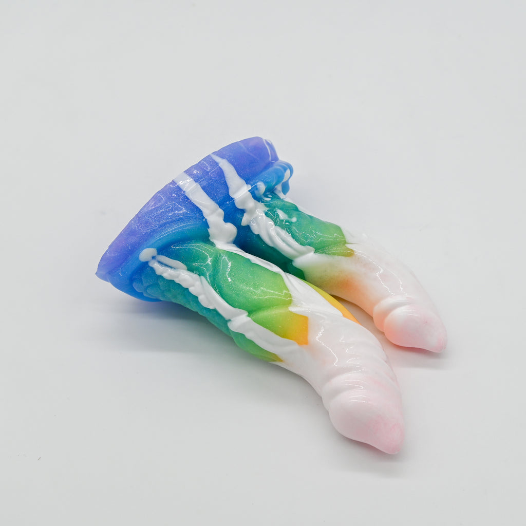 22SKG37 Vasuki Small 0030 UV GITD