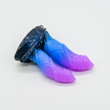 Load image into Gallery viewer, 22MKG39 Vasuki Small 0050 UV GITD
