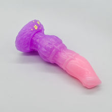 Load image into Gallery viewer, H2SKH19 Hellion Small 0030 UV GITD
