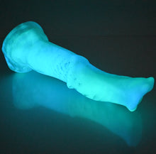 Load image into Gallery viewer, K4MEB03 Kitalpha Large 0050 UV GITD
