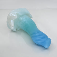 Load image into Gallery viewer, S2MFC76 Snark Small 0050 UV GITD
