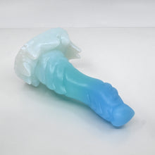 Load image into Gallery viewer, S2MFC76 Snark Small 0050 UV GITD
