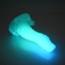 Load image into Gallery viewer, S2MFC76 Snark Small 0050 UV GITD
