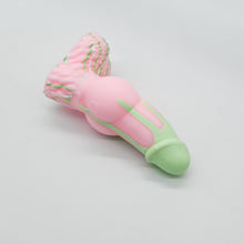 Load image into Gallery viewer, 52XJF35 Jacob Small 0020 UV GITD
