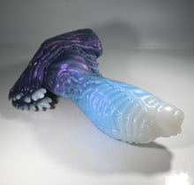 Load image into Gallery viewer, X3SBE85 Shin Medium 0030 UV GITD CS
