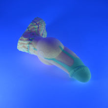 Load image into Gallery viewer, 53XJF46 Jacob Medium 0020 UV GITD
