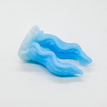 Load image into Gallery viewer, A3SHE03 Alara Medium 0030 UV GITD
