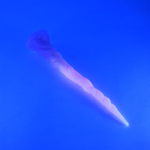 Load image into Gallery viewer, S2SKH86 Sera's Horn Small 0030 UV GITD
