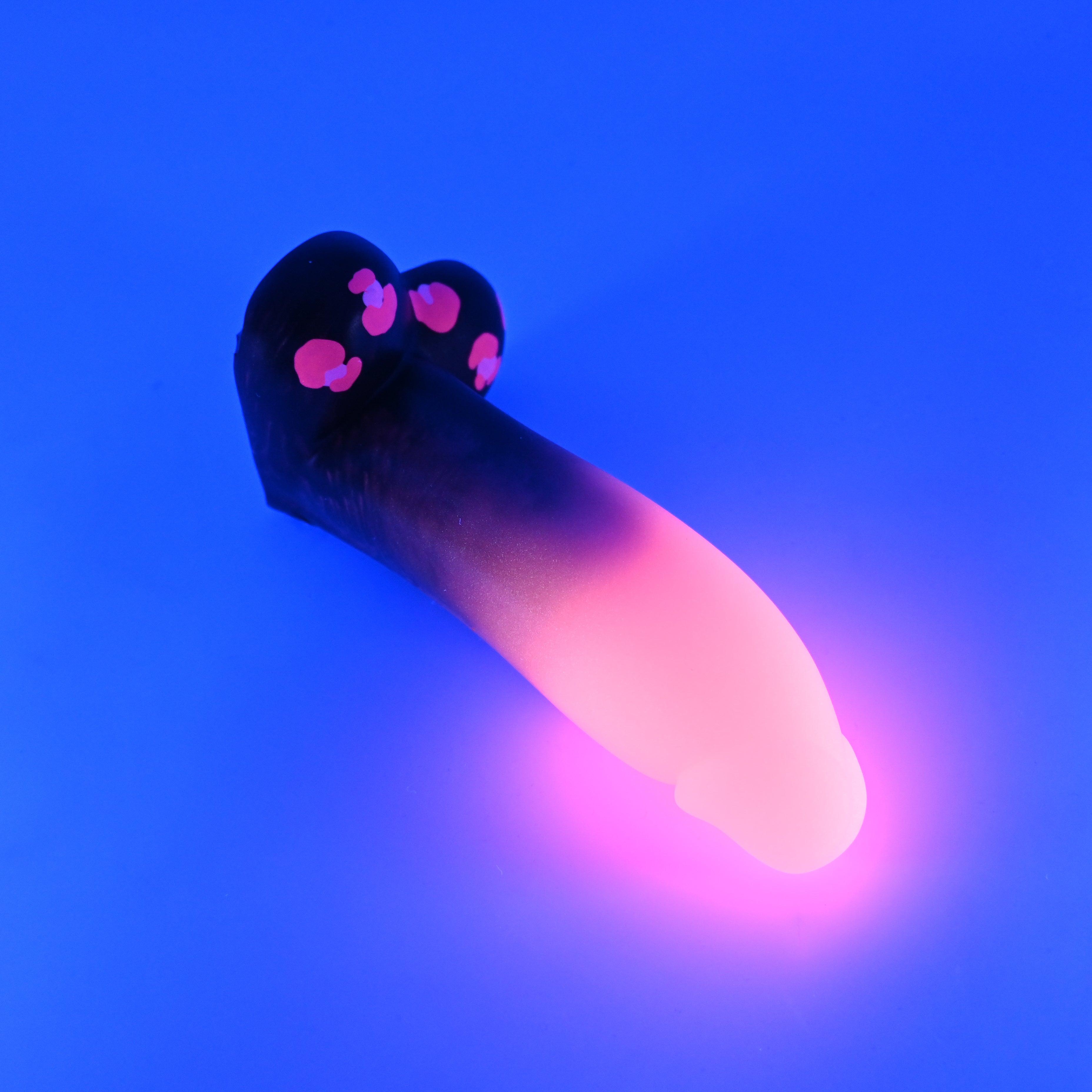 W2SKK86 Tellus Small 0030 UV GITD