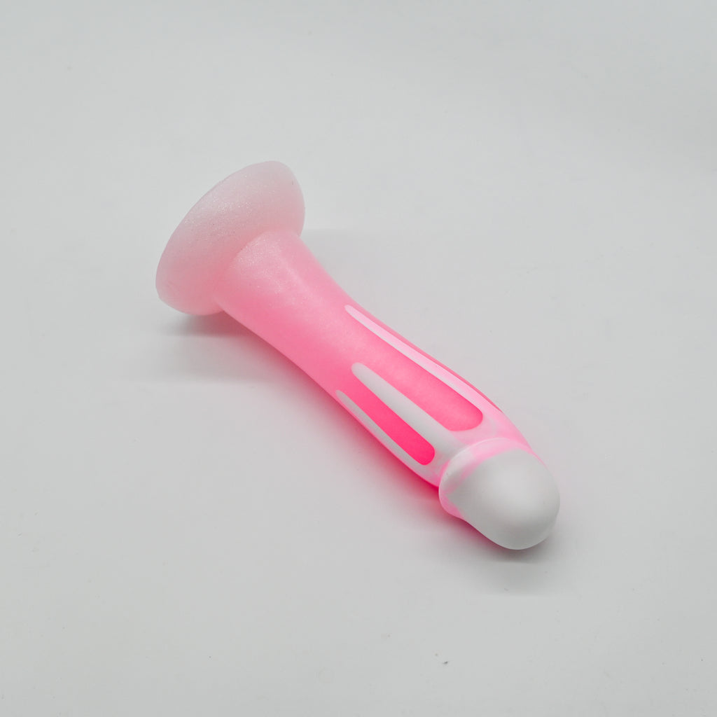 Z2SKL06 Caelus Small 0030 UV GITD