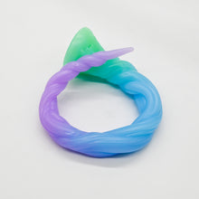 Load image into Gallery viewer, S3SJG50 Sera's Horn Medium 0030 UV GITD
