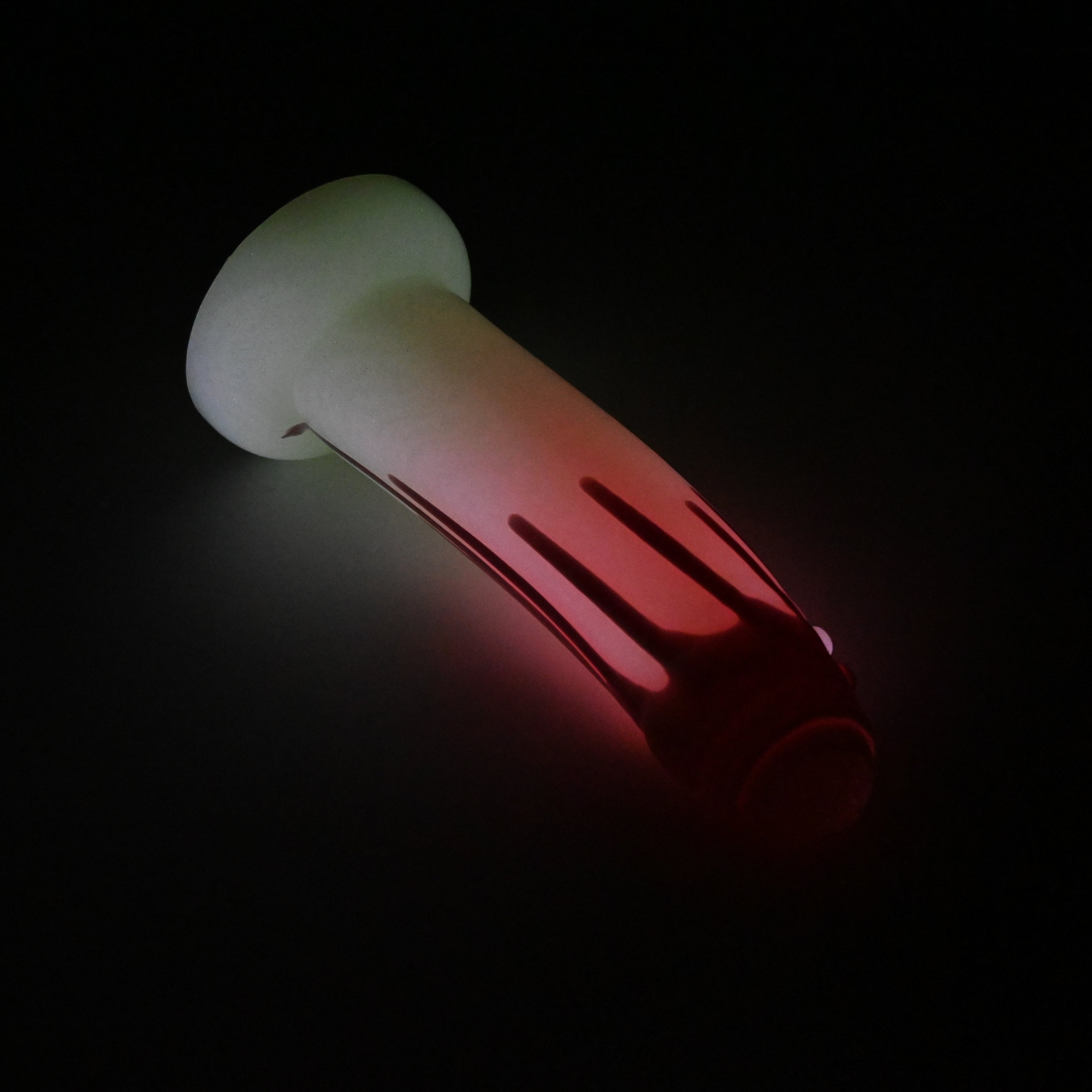 M4SKK25 Ferrus Large 0030 UV GITD