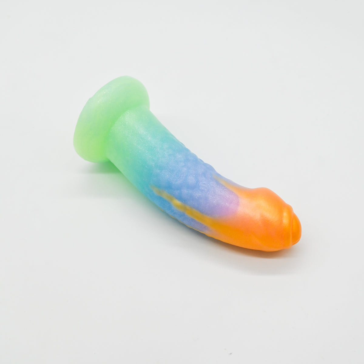 T2MKK67 Titan Small 0050 UV GITD