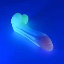 Load image into Gallery viewer, Q2MJH78 Aquus Small 0050 UV GITD CS
