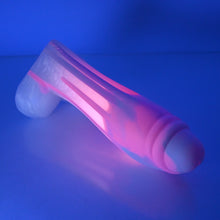 Load image into Gallery viewer, Q3SFE33 Aquus Medium 0030 UV GITD

