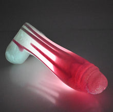 Load image into Gallery viewer, Q3SFE33 Aquus Medium 0030 UV GITD
