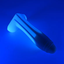 Load image into Gallery viewer, Q3SJH87 Aquus Medium 0030 UV GITD CS
