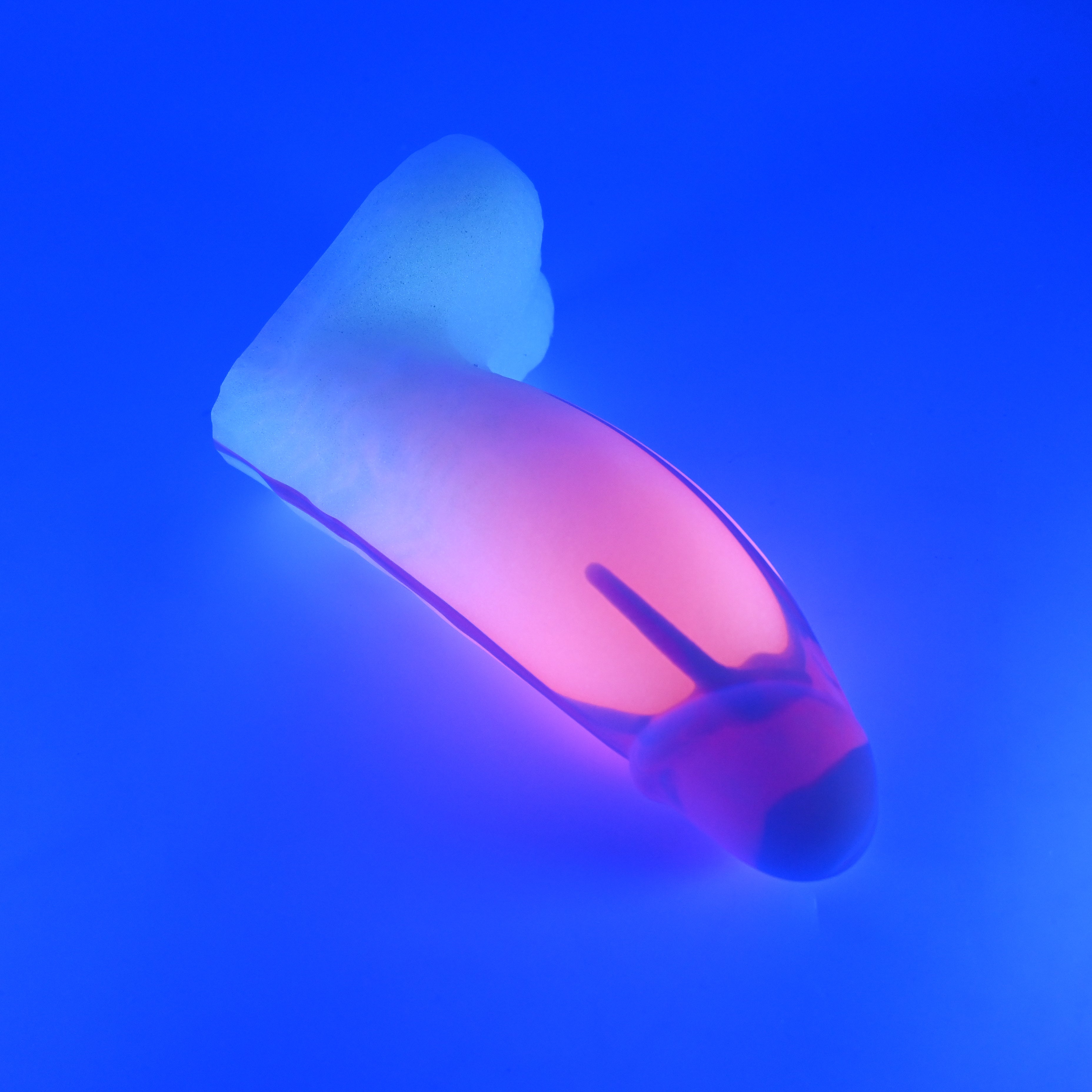 93SKJ64 Kronos Medium 0030 UV GITD