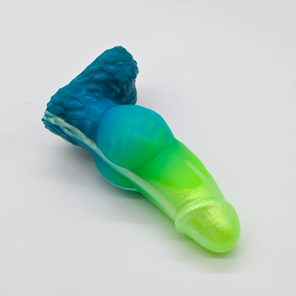52SKJ42 Jacob Small 0030 UV GITD CS