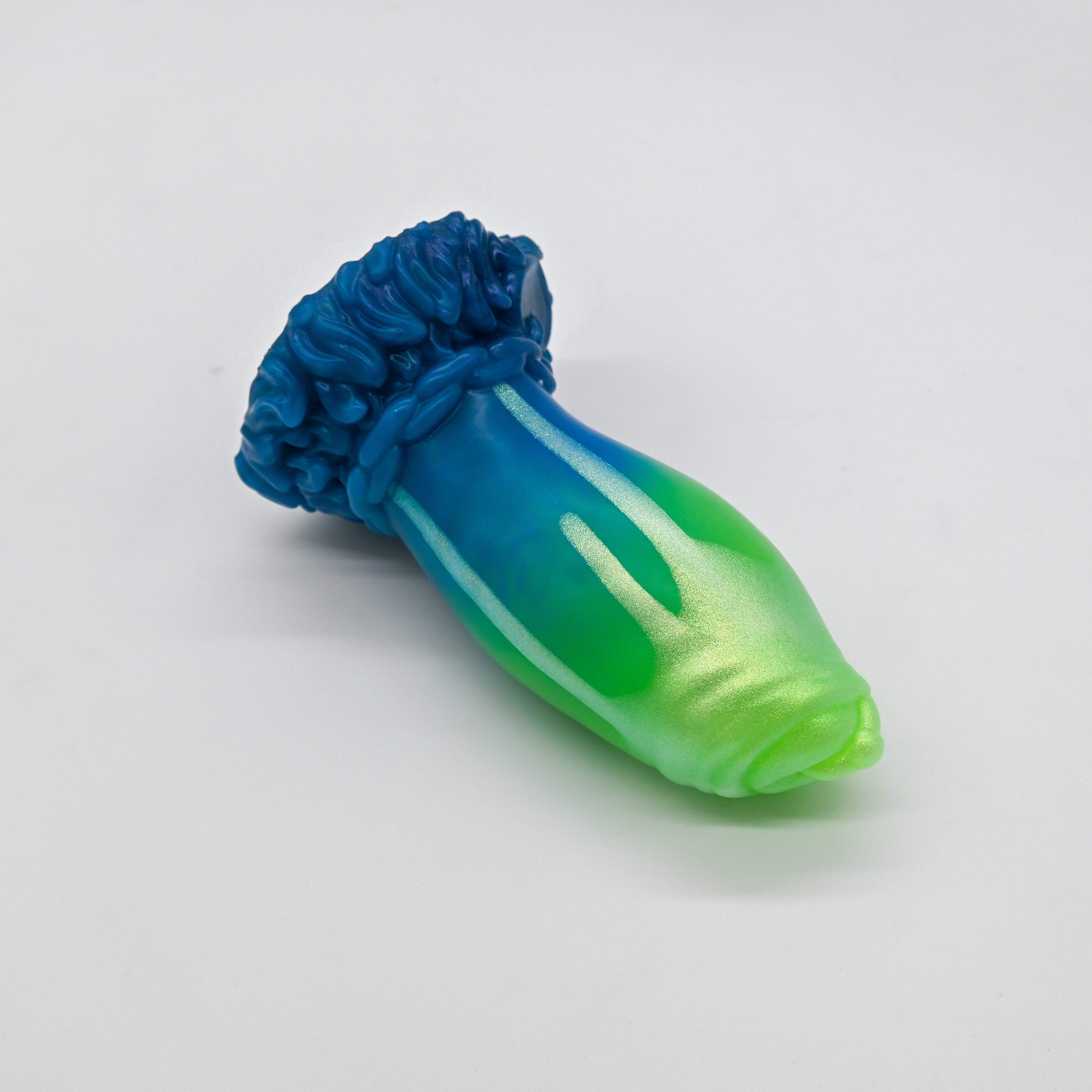 82SKJ52 Hue Small 0030 UV GITD CS