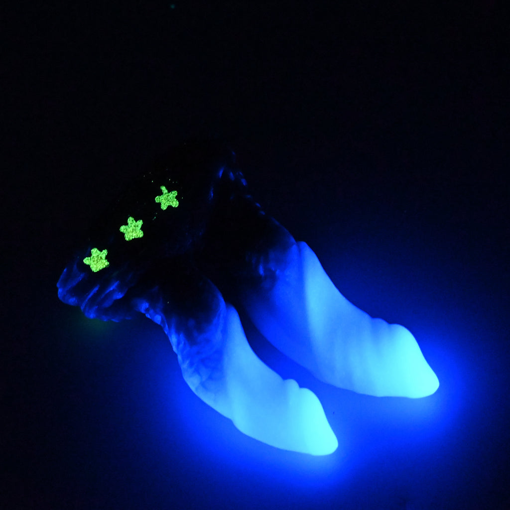 22XKJ24 Vasuki Small 0020 UV GITD