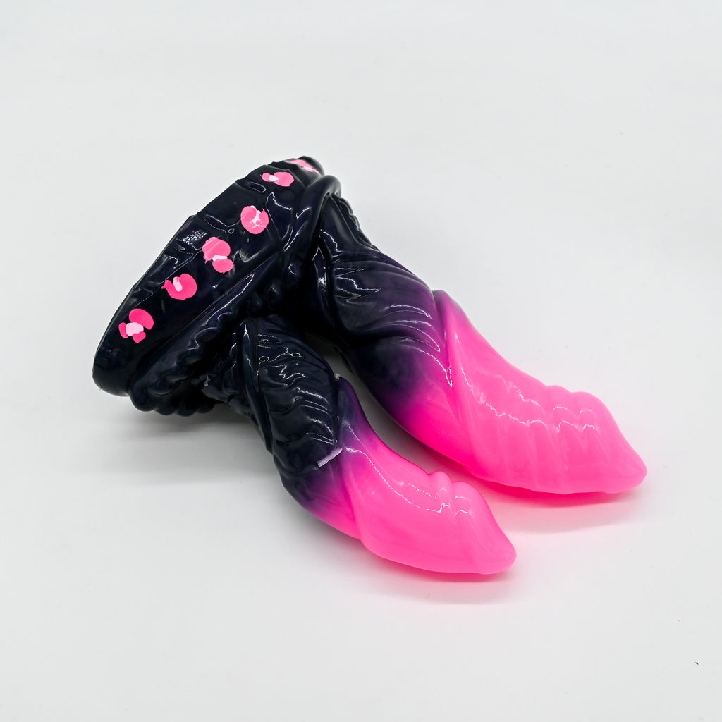 24SKJ31 Vasuki Large 0030 UV GITD